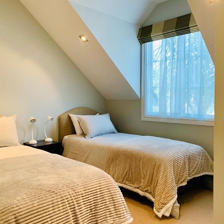 Tinkerbell Cottage 2-4 Bedroom- Russell Cottages Collection Ngoại thất bức ảnh