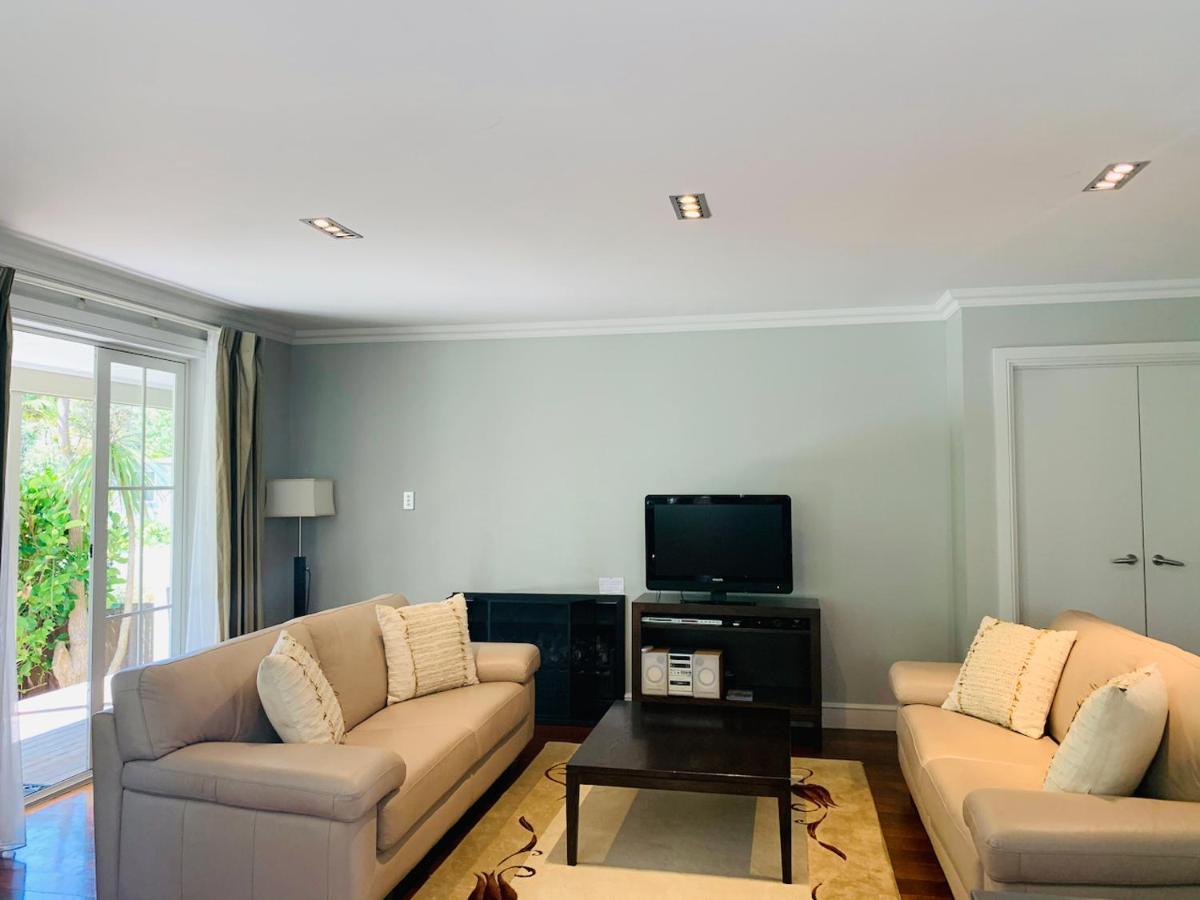 Tinkerbell Cottage 2-4 Bedroom- Russell Cottages Collection Ngoại thất bức ảnh
